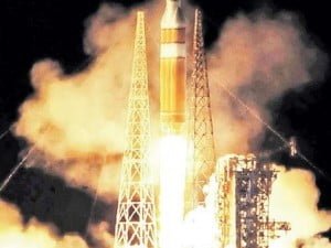 DESPEGUE-SATELITE-LANZADO-CANAVERAL-FLORIDA_CLAIMA20101123_0094_8
